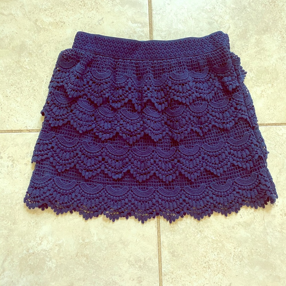 🚨2 for $20🚨Girls navy blue lace skirt EUC